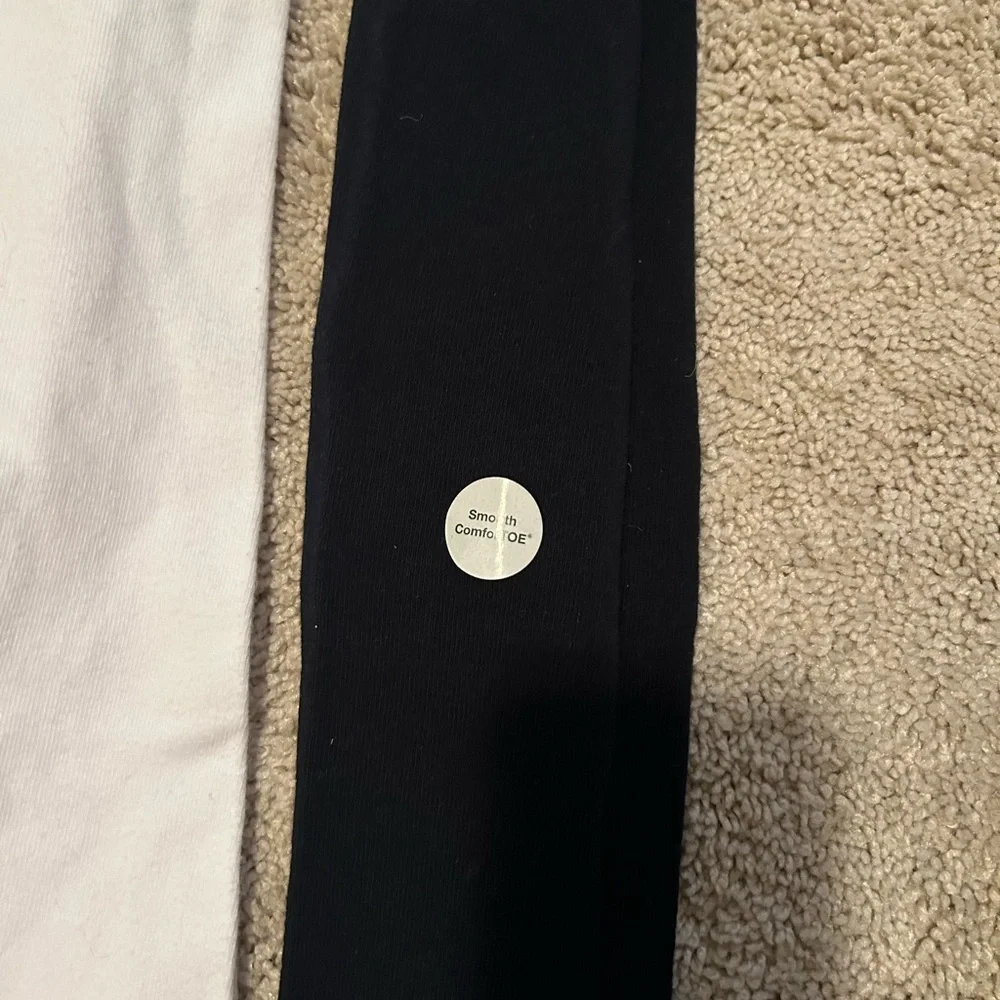 NWT girls school uniform tights in size 6/8 and 10